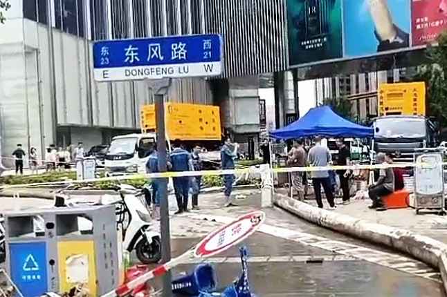 米兰官方端网站登录入口-米兰中国)排涝突击队在排涝现场